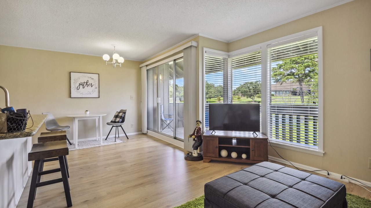 Photo of Bedroom in Diamondhead
