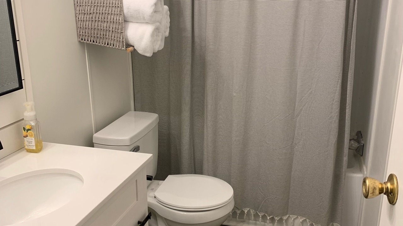 Photo of Bathroom in Leesville