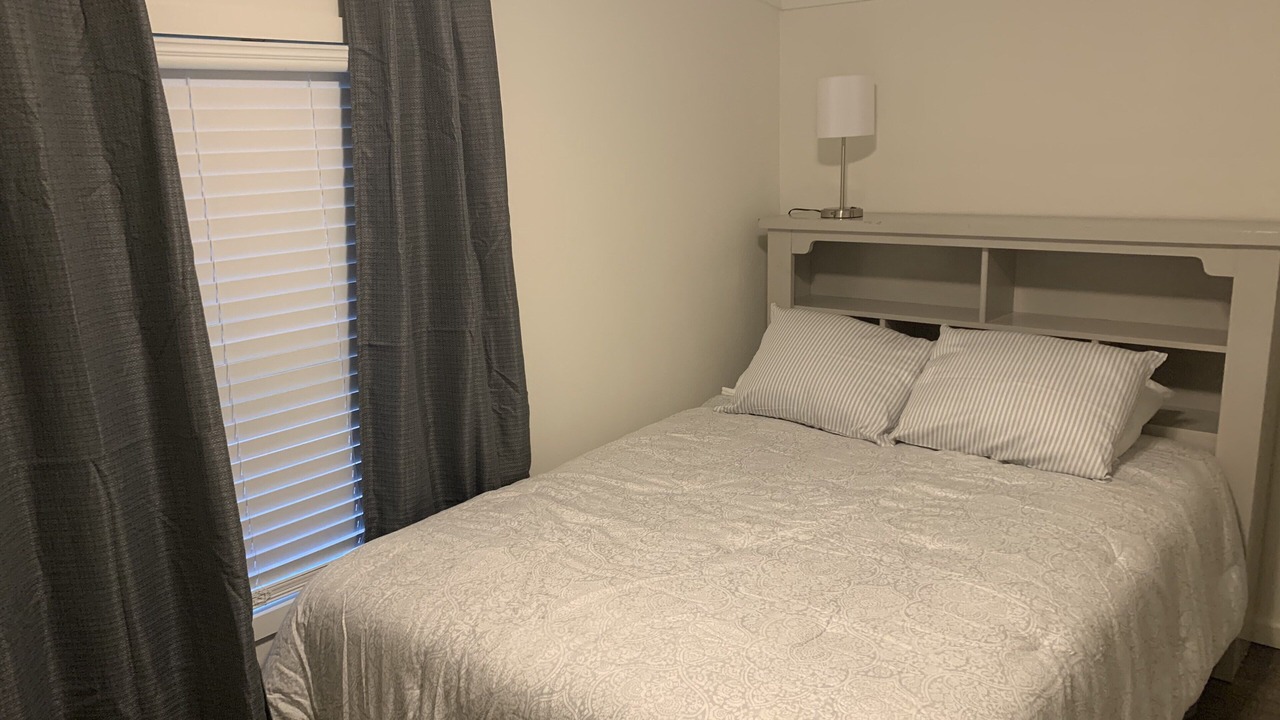 Photo of Bedroom in Leesville