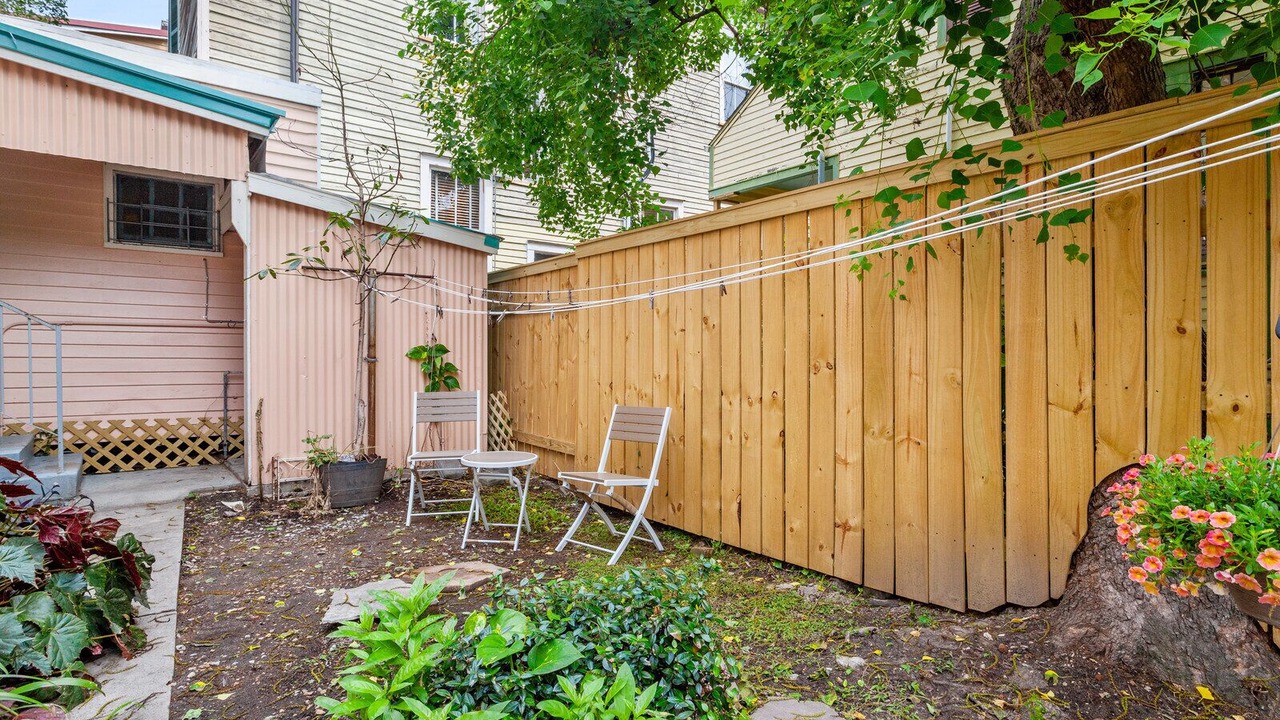 Photo of Outdoor in Algiers Point
