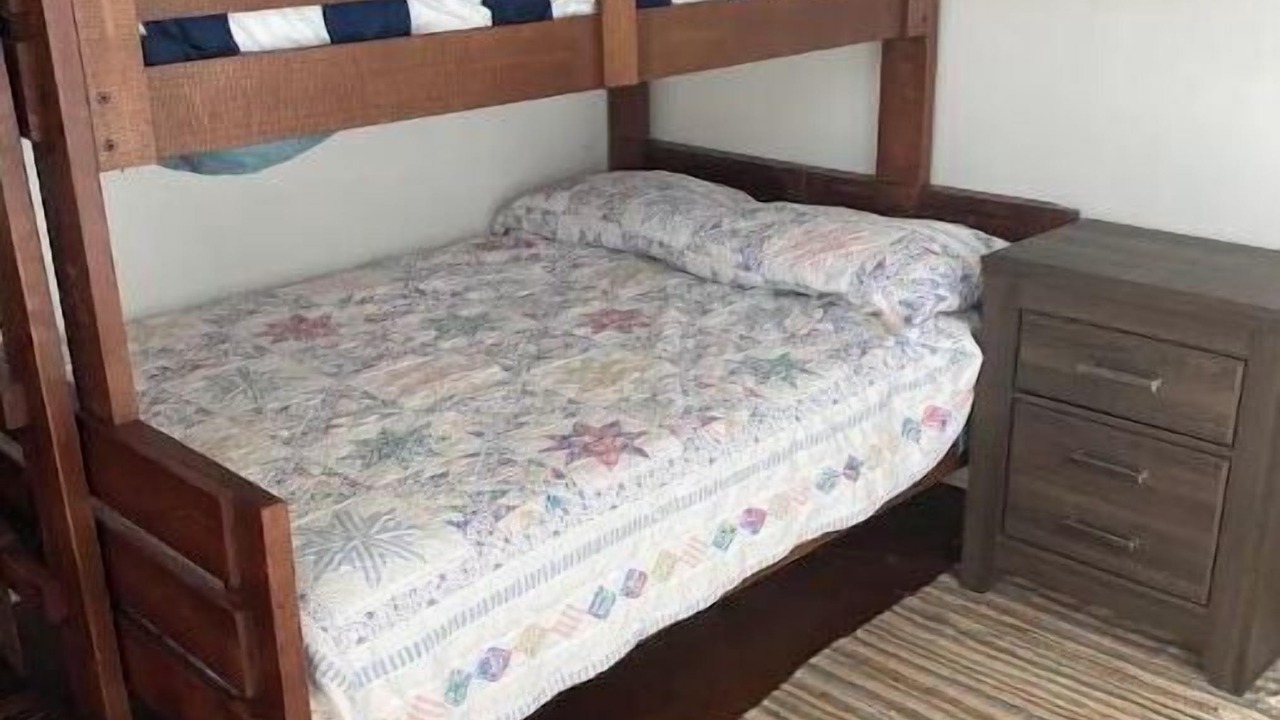 Photo of Bedroom in League City