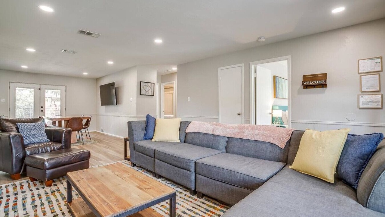 Photo of Livingroom in Arlington