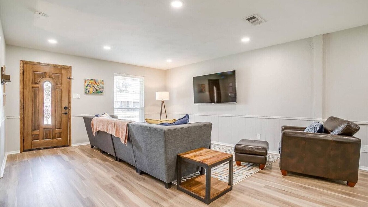 Photo of Livingroom in Arlington