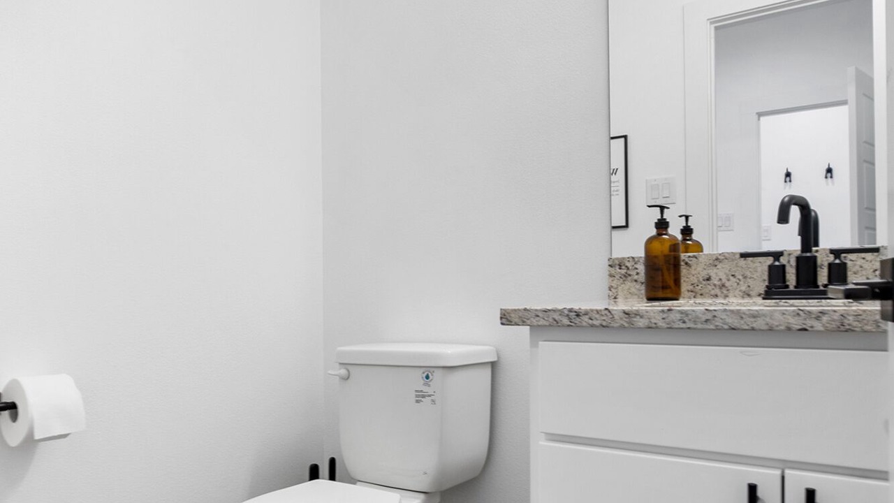 Photo of Bathroom in Highland Lake Estates