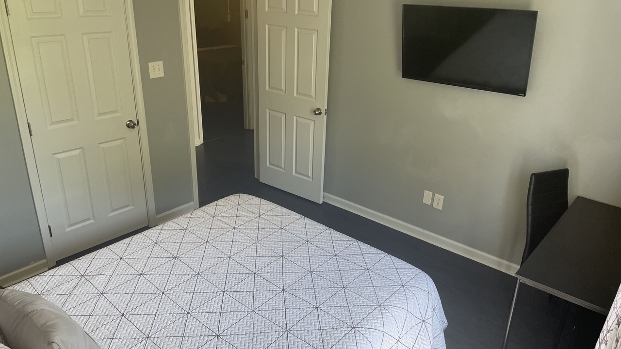 Photo of Bedroom in Broadmoor