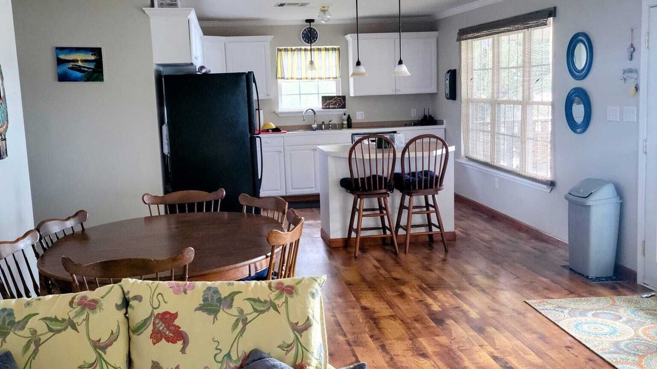 Photo of Livingroom in Dry Creek