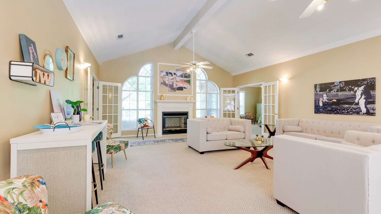 Photo of Livingroom in Diamondhead