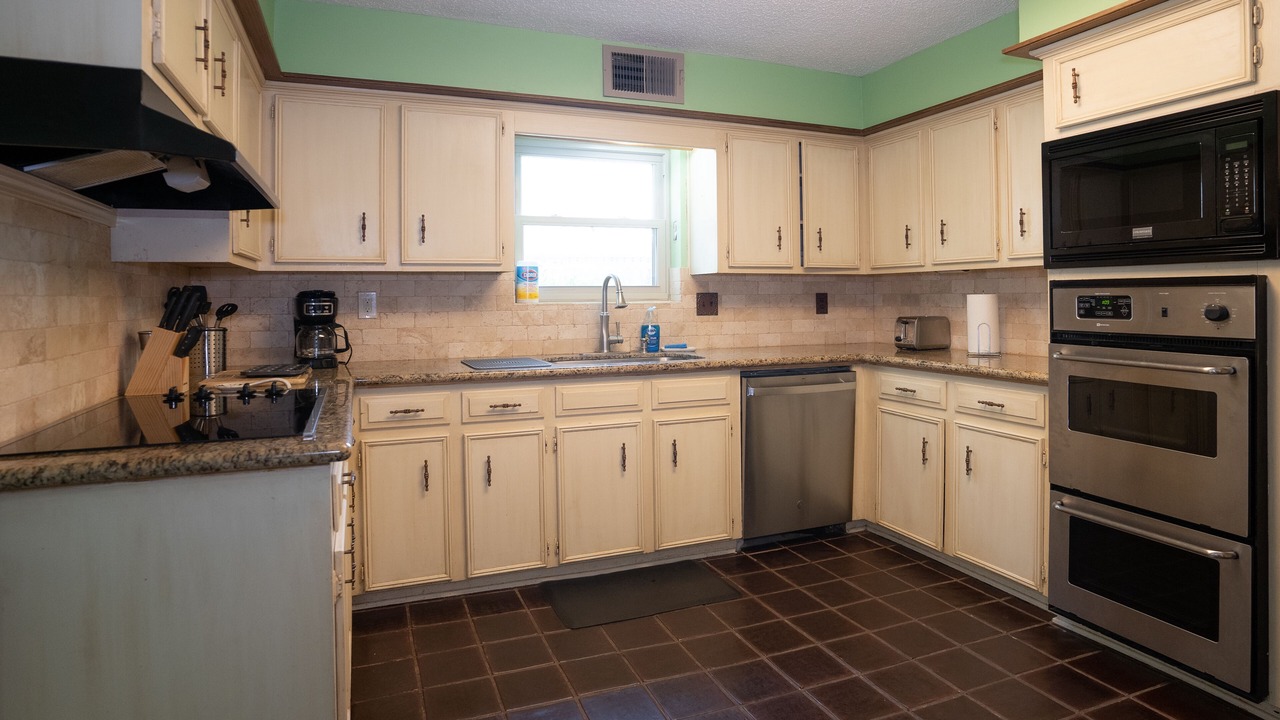 Photo of Kitchen in Barker