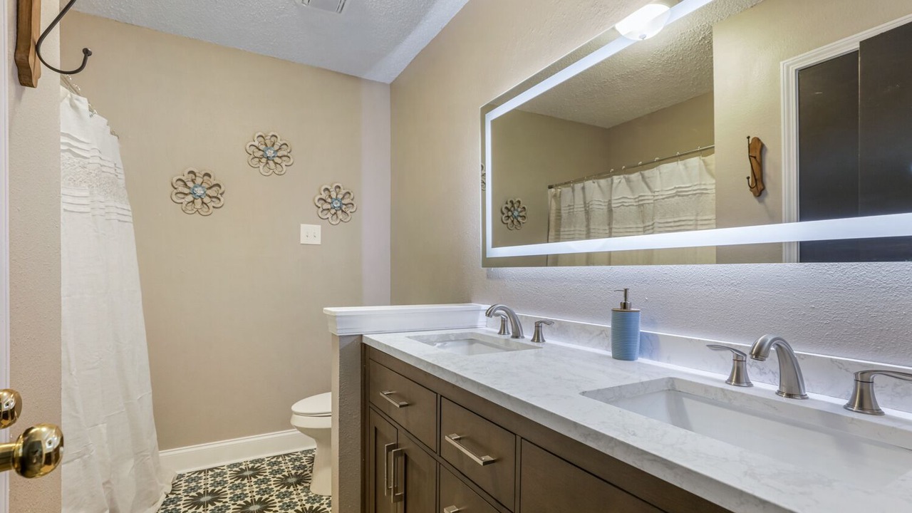 Photo of Bathroom in Terrytown