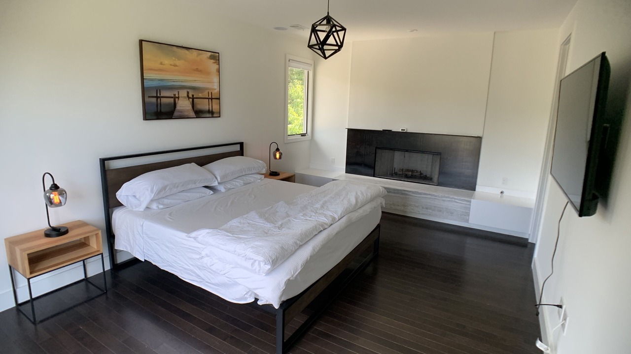 Photo of Bedroom in Apache Shores