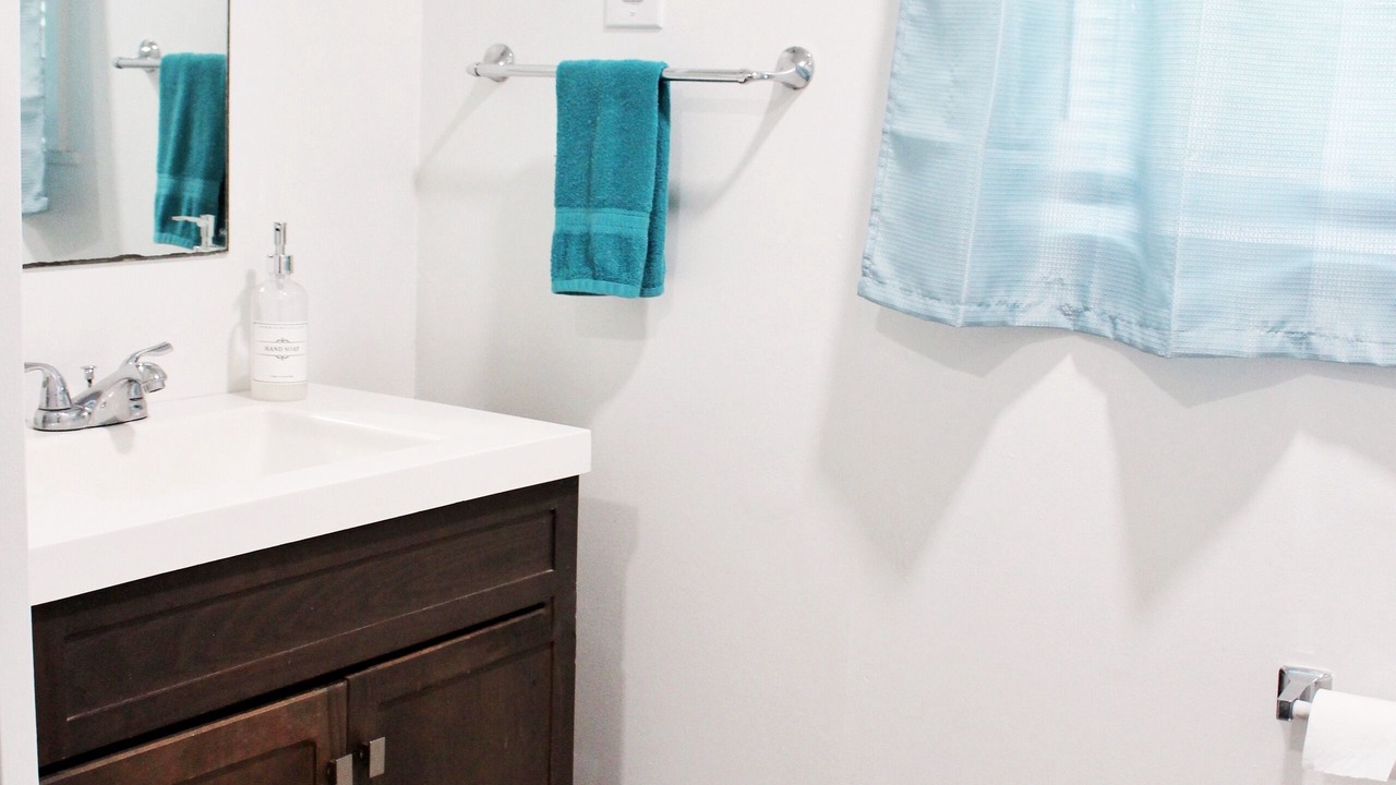 Photo of Bathroom in Sulphur