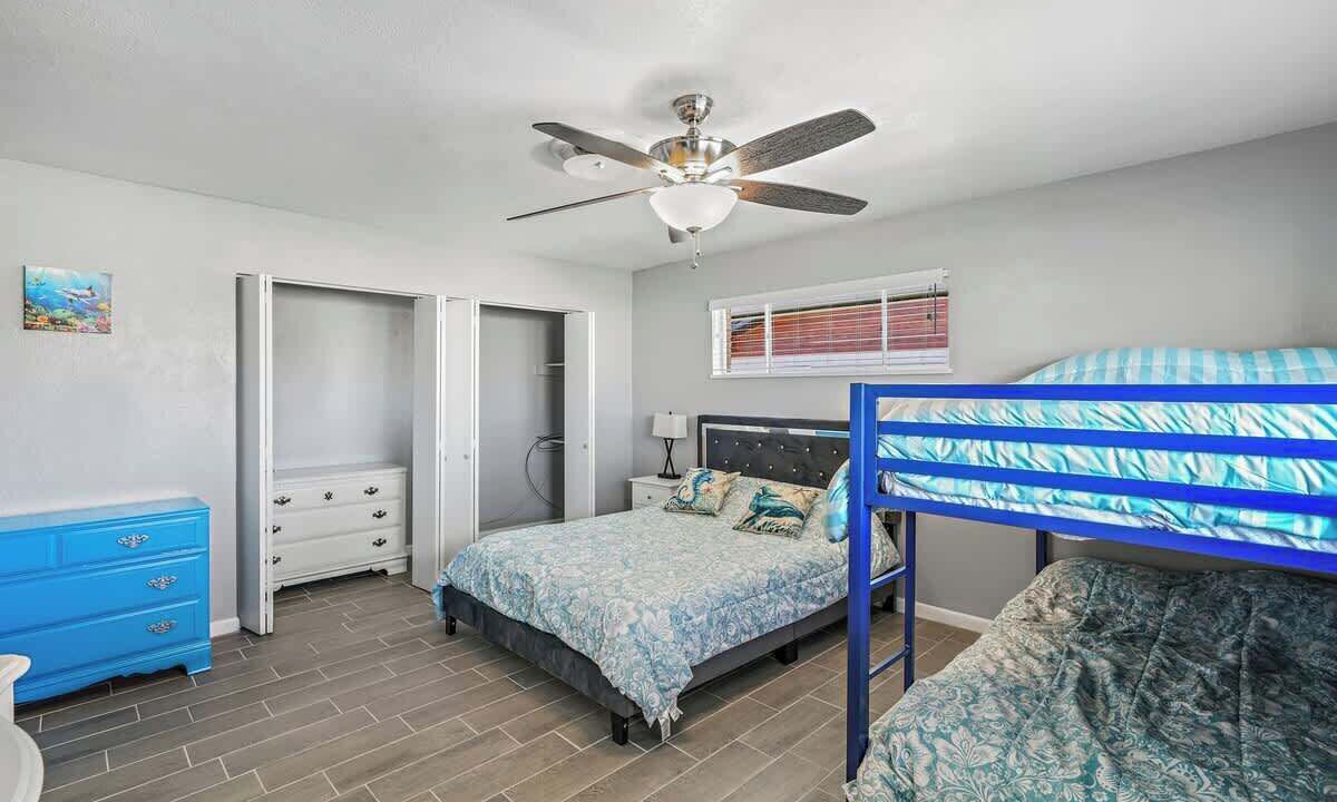 Photo of Bedroom in South Side