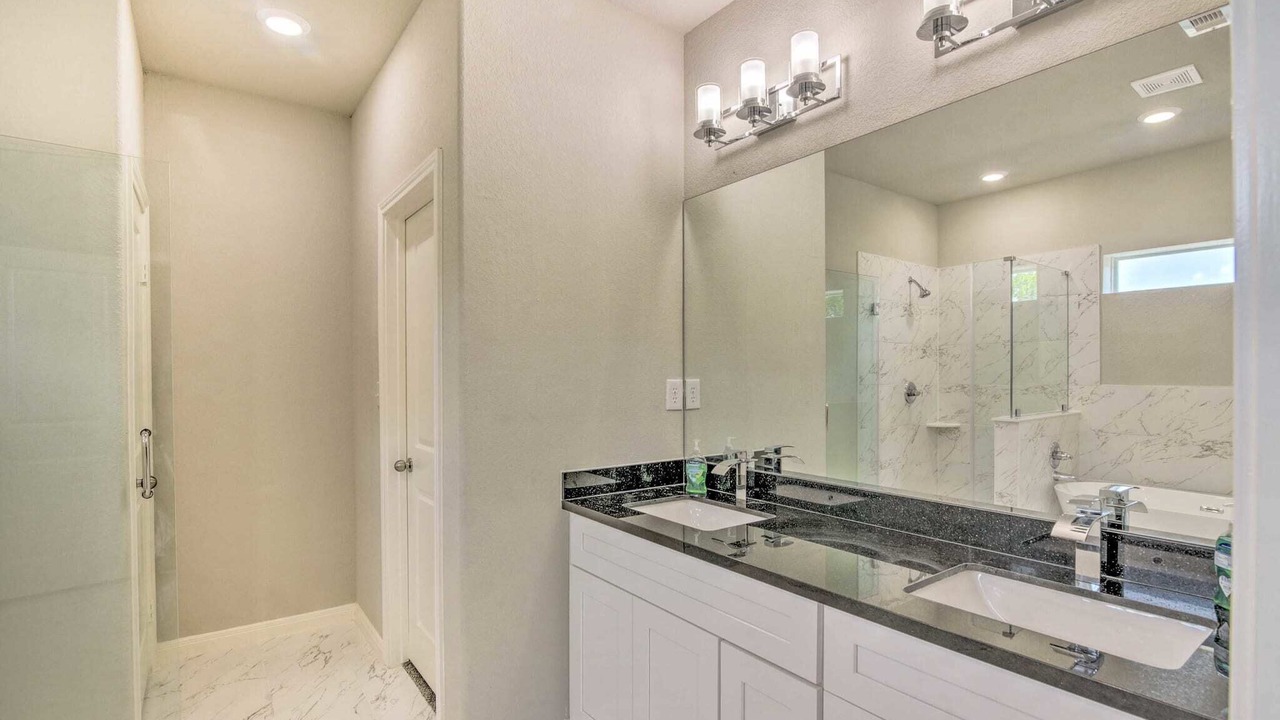 Photo of Bathroom in Texas City