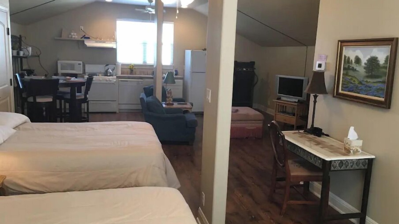 Photo of Bedroom in McNeil