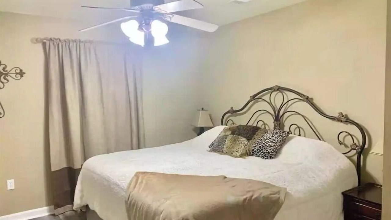 Photo of Bedroom in Maurepas