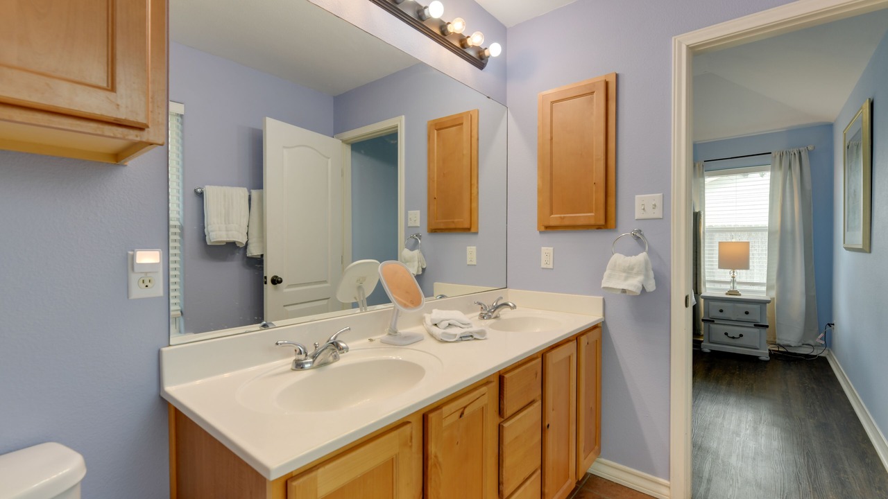 Photo of Bathroom in Flour Bluff