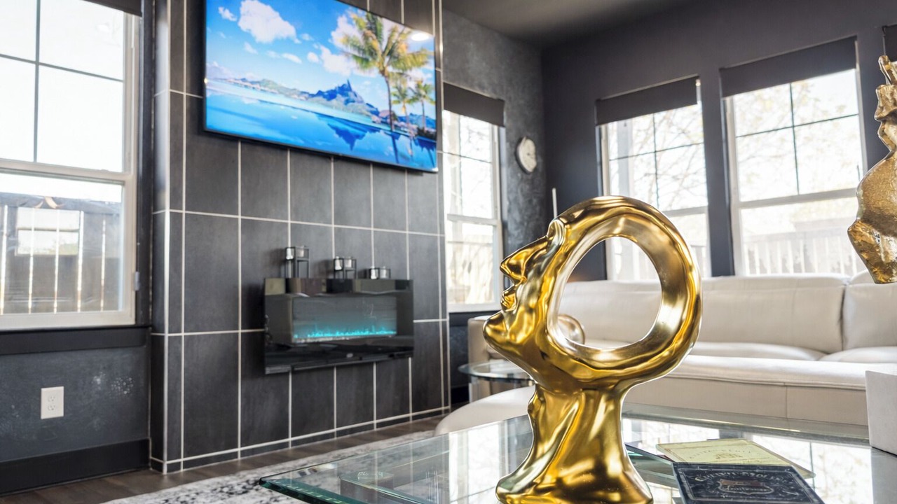 Photo of Livingroom in West Dallas