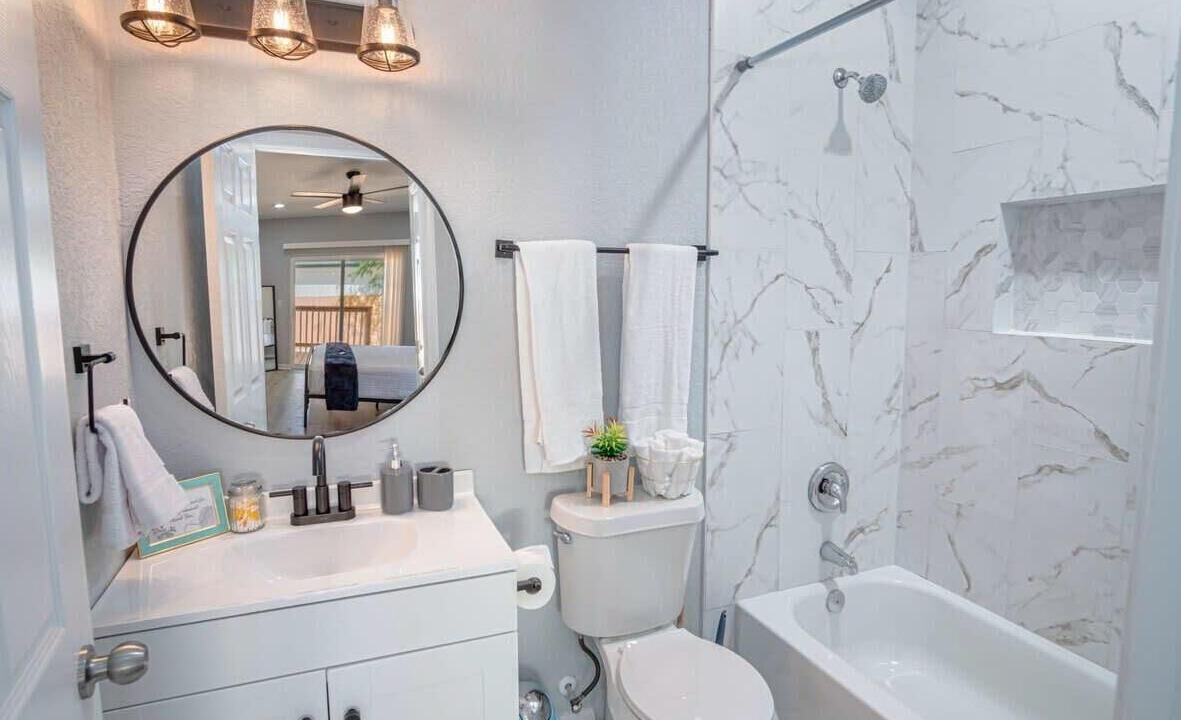 Photo of Bathroom in Nevada Street