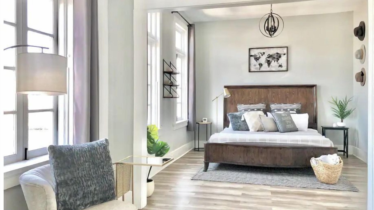 Photo of Bedroom in Uptown Historic District