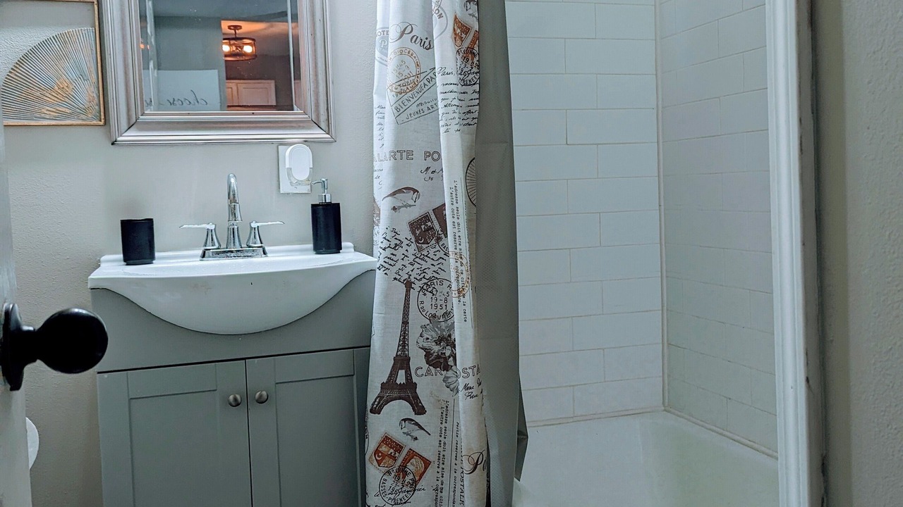 Photo of Bathroom in Mid City North