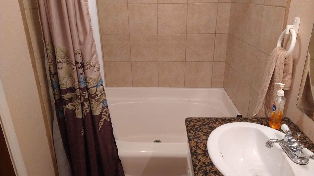 Photo of Bathroom in Boothville-Venice