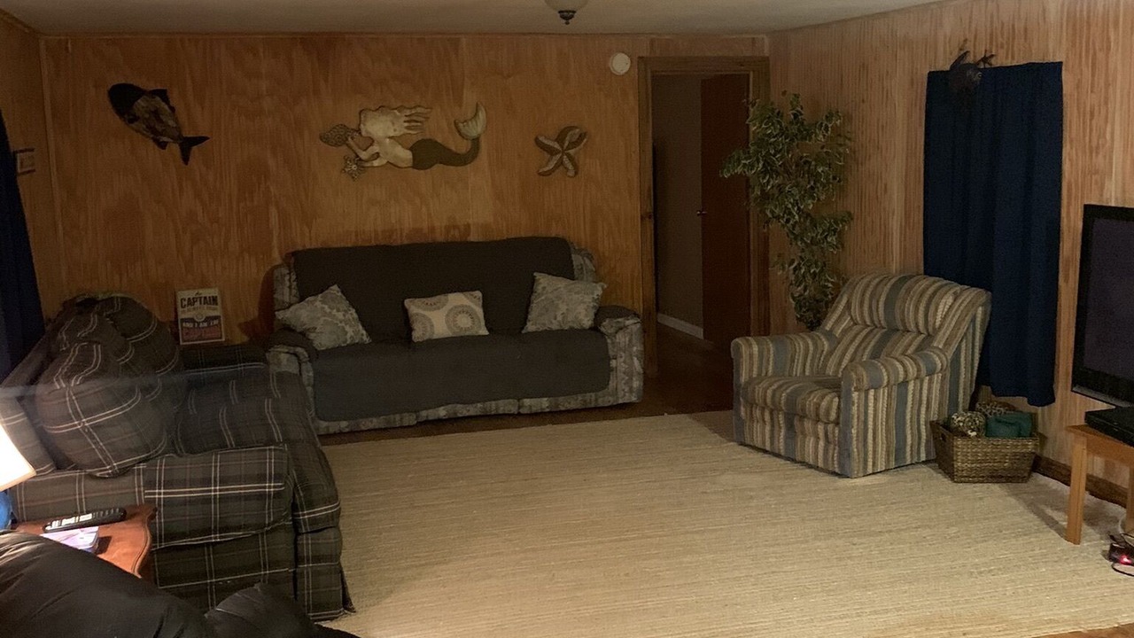 Photo of Livingroom in Boothville-Venice