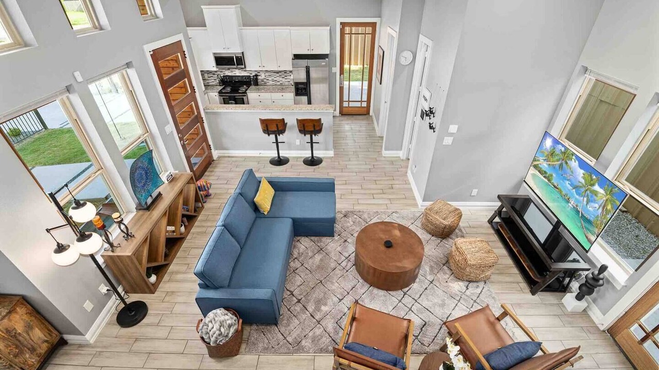 Photo of Livingroom in West Dallas