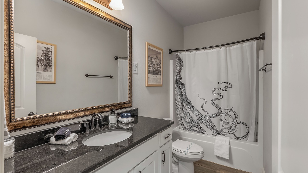 Photo of Bathroom in Broadmoor