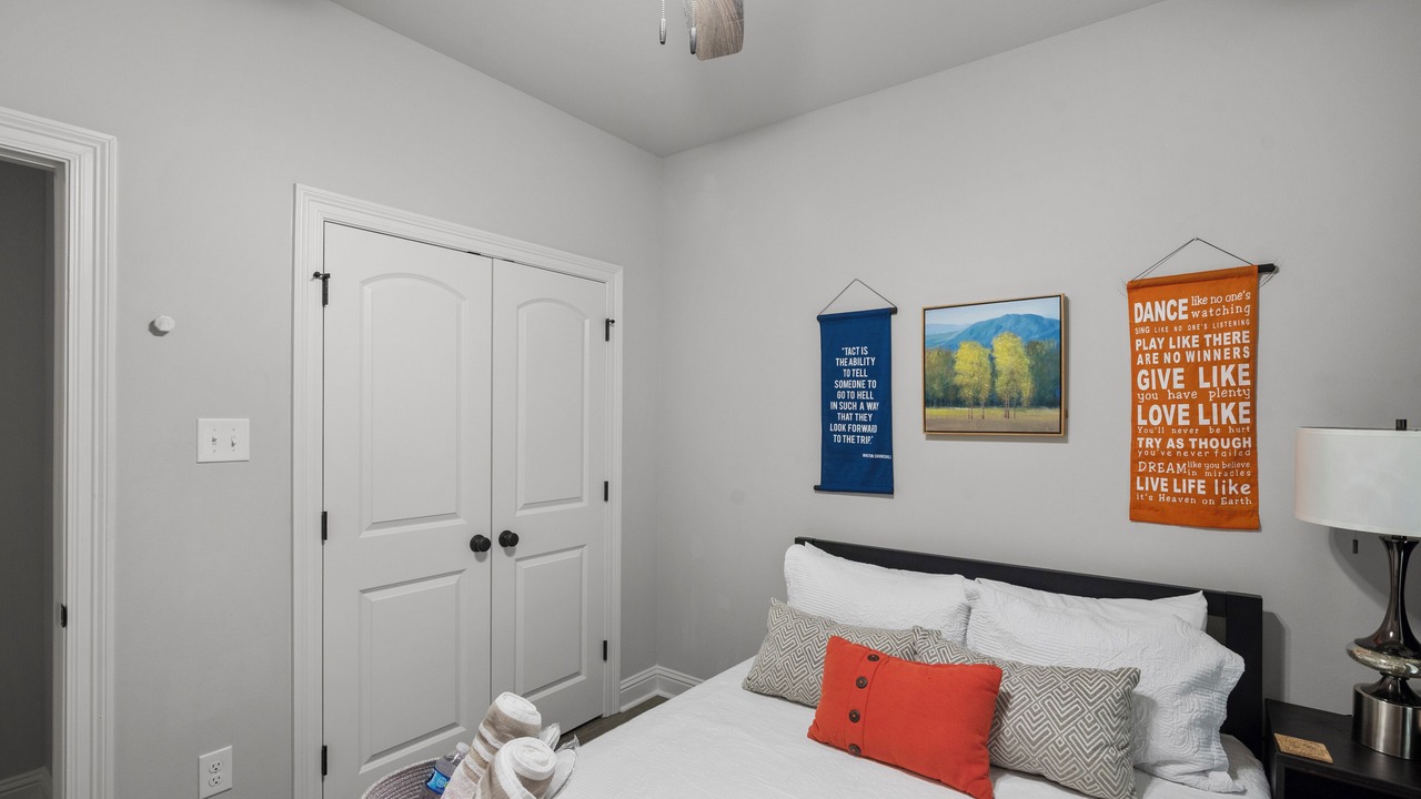 Photo of Bedroom in Shreveport
