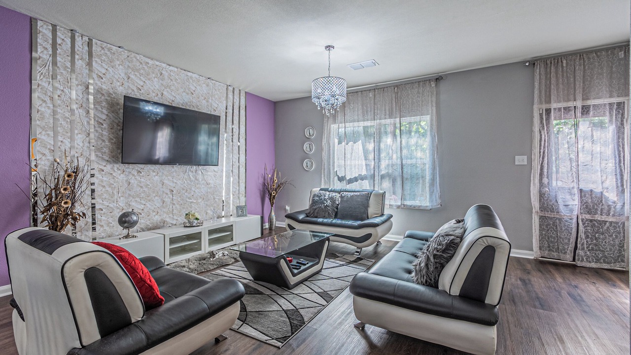 Photo of Livingroom in Dallas