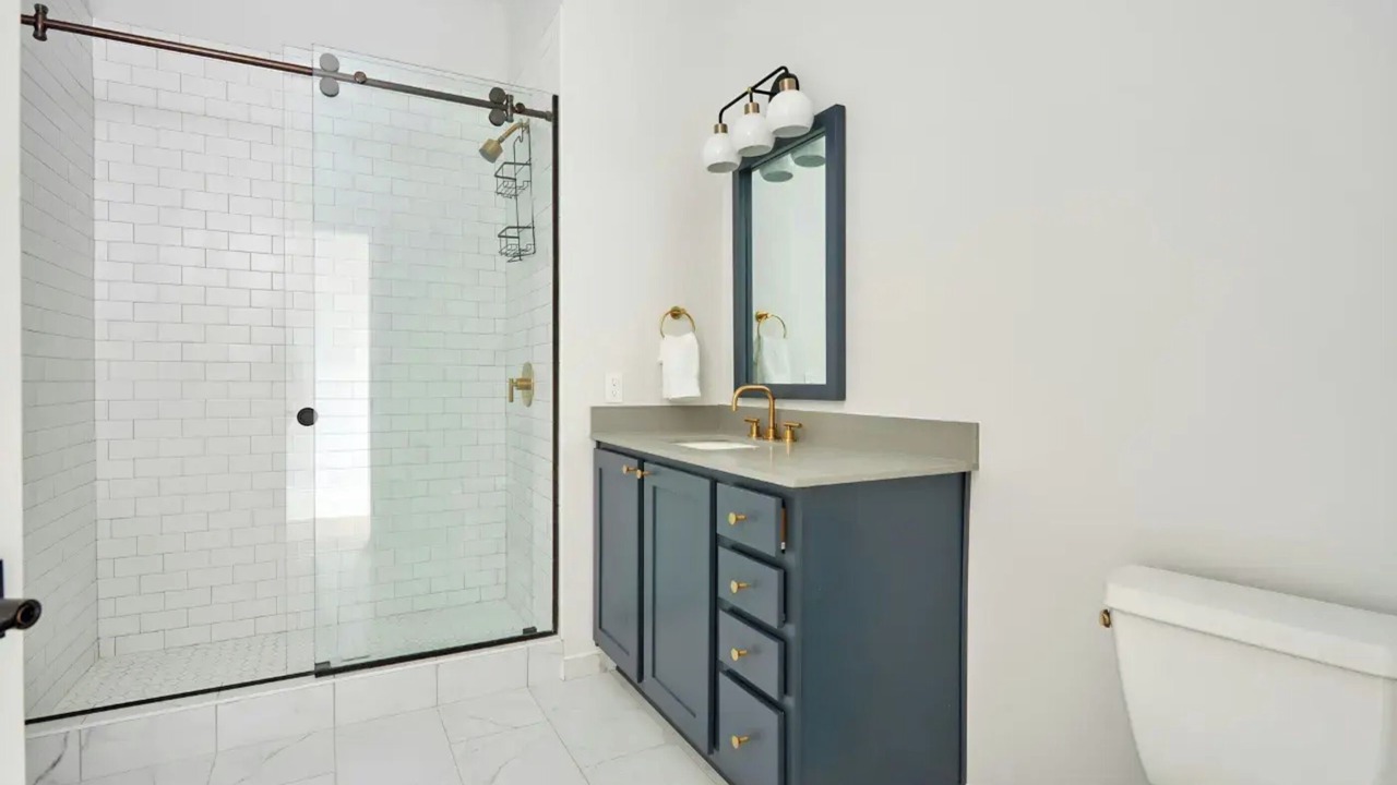 Photo of Bathroom in Central Business District