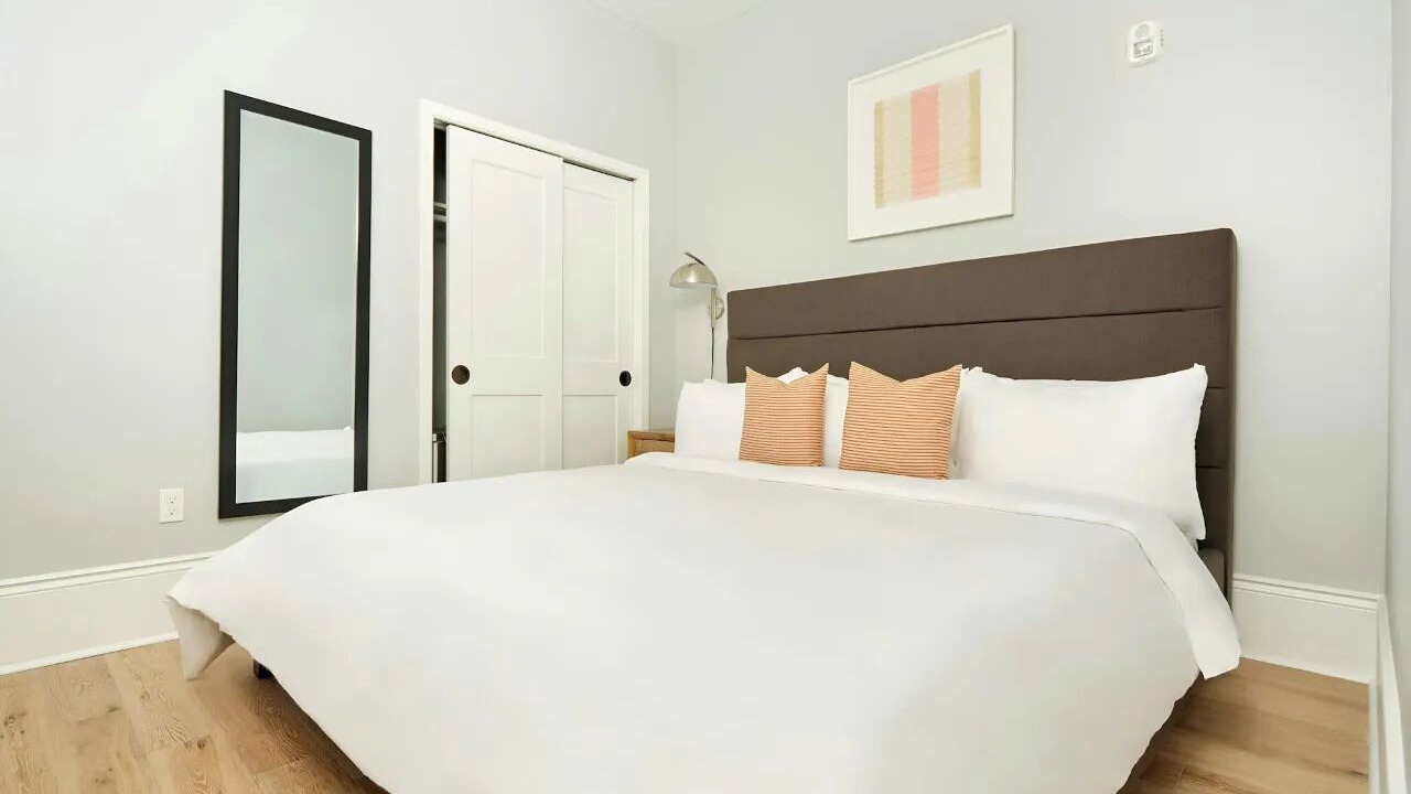 Photo of Bedroom in Central Business District