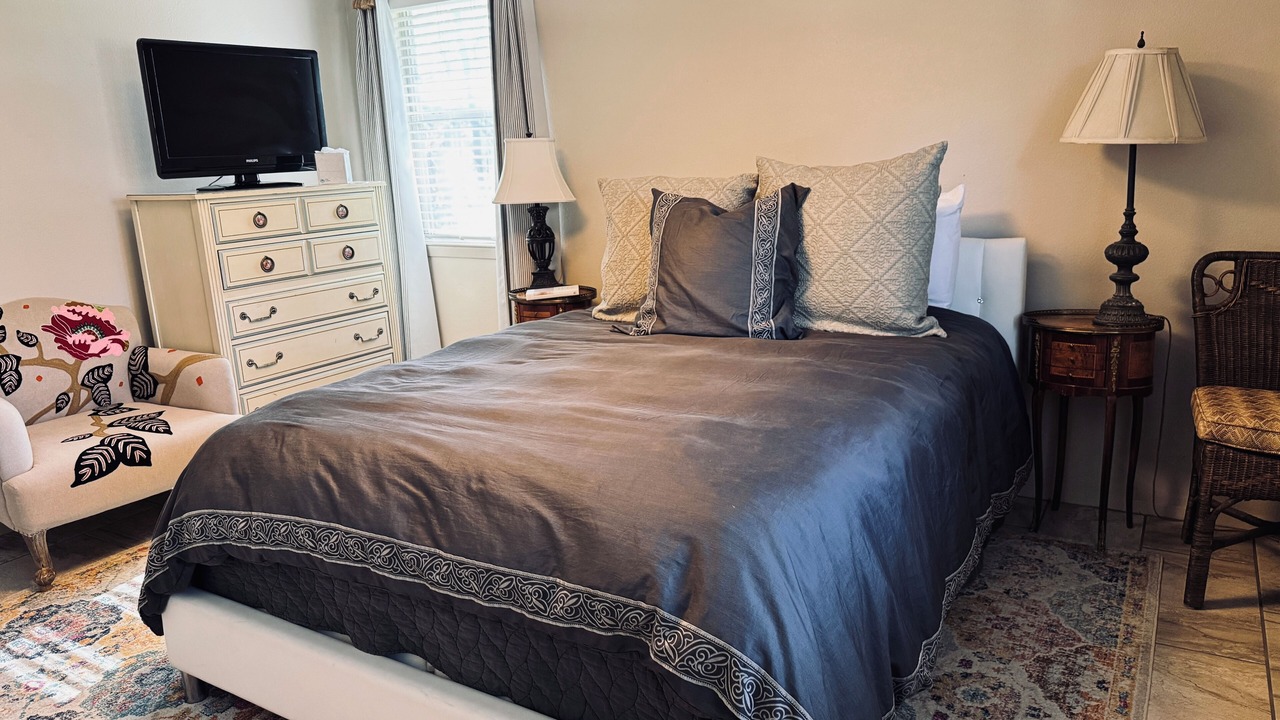 Photo of Bedroom in Weatherford