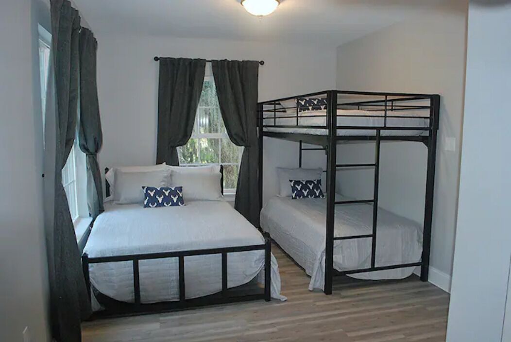 Photo of Bedroom in Jean Lafitte
