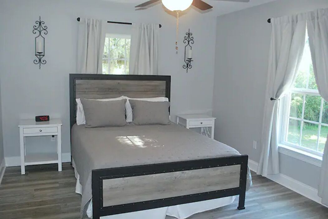 Photo of Bedroom in Jean Lafitte
