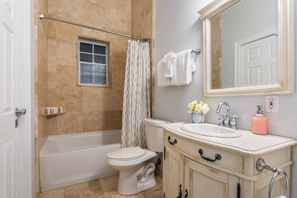 Photo of Bathroom in Faubourg Lafayette