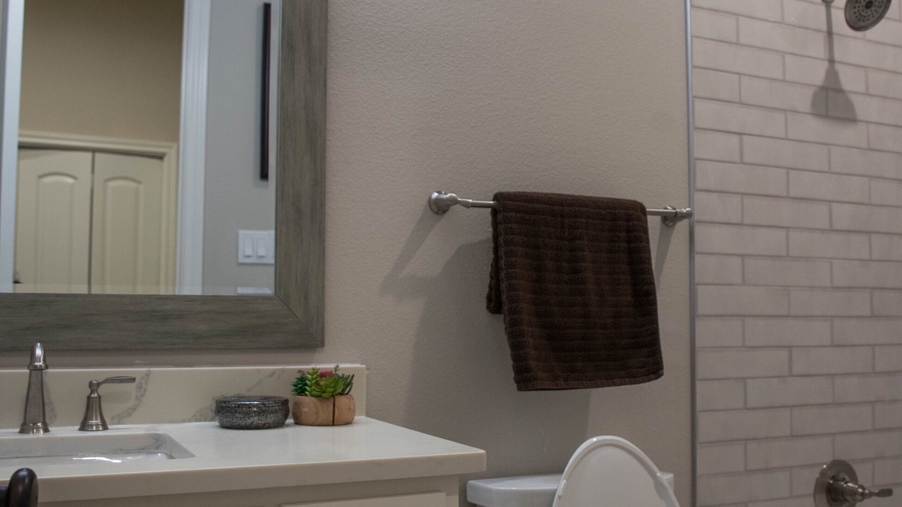Photo of Bathroom in Quinlan