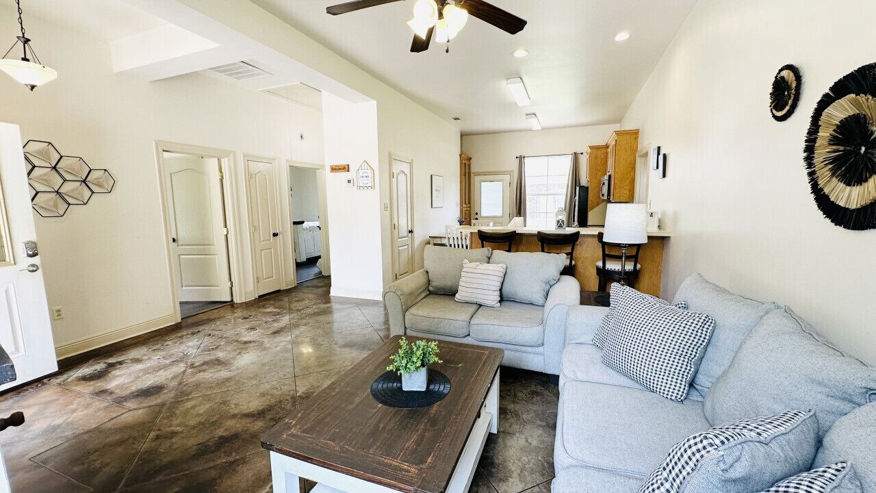 Photo of Livingroom in Pine Grove