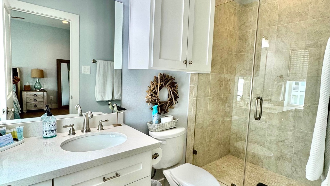 Photo of Bathroom in Beachside Village