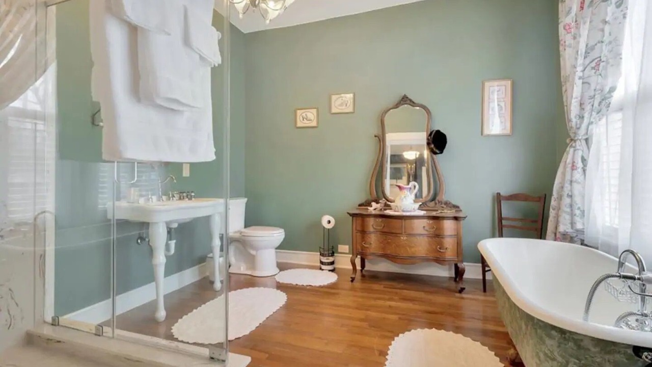 Photo of Bathroom in Hemphill
