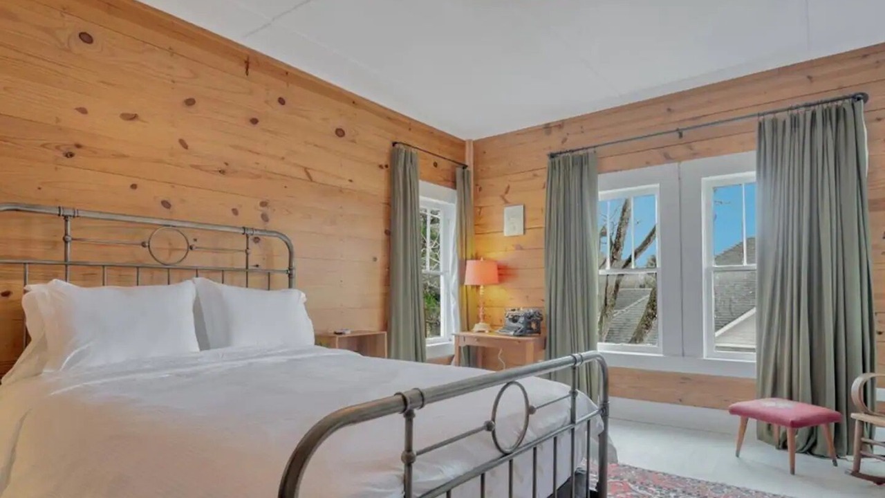 Photo of Bedroom in Hemphill