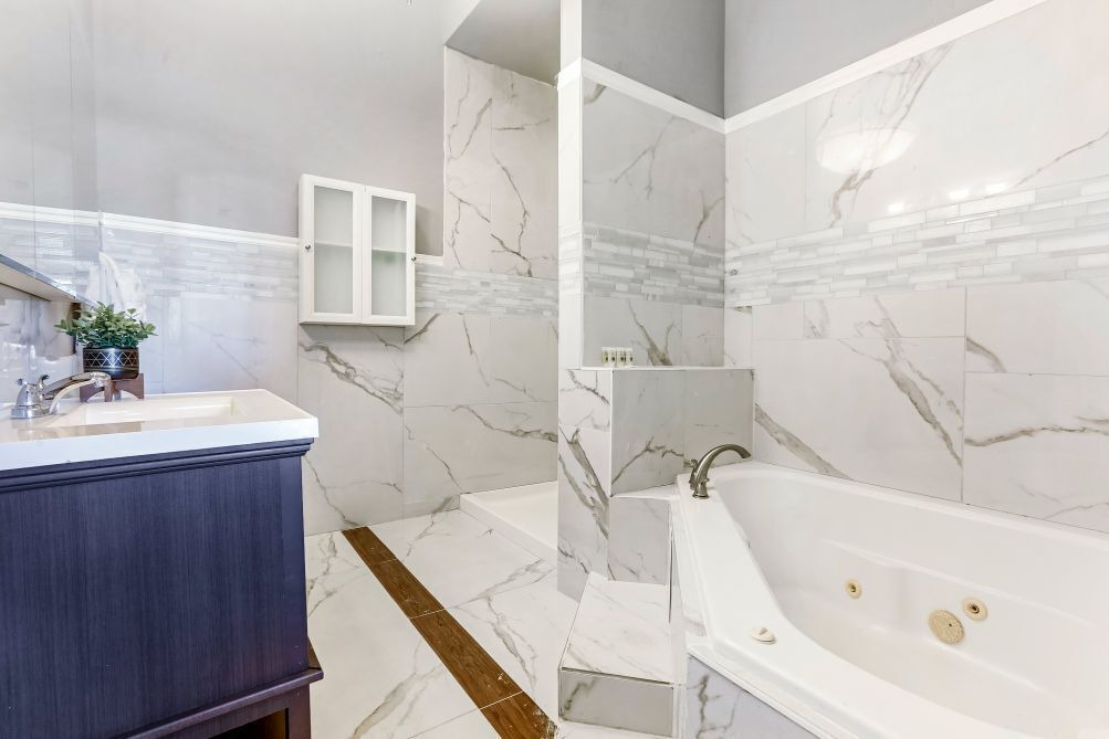 Photo of Bathroom in Faubourg Lafayette