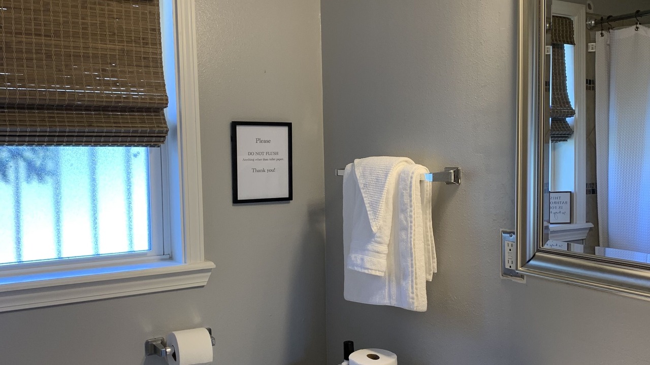 Photo of Bathroom in Pontchartrain Park