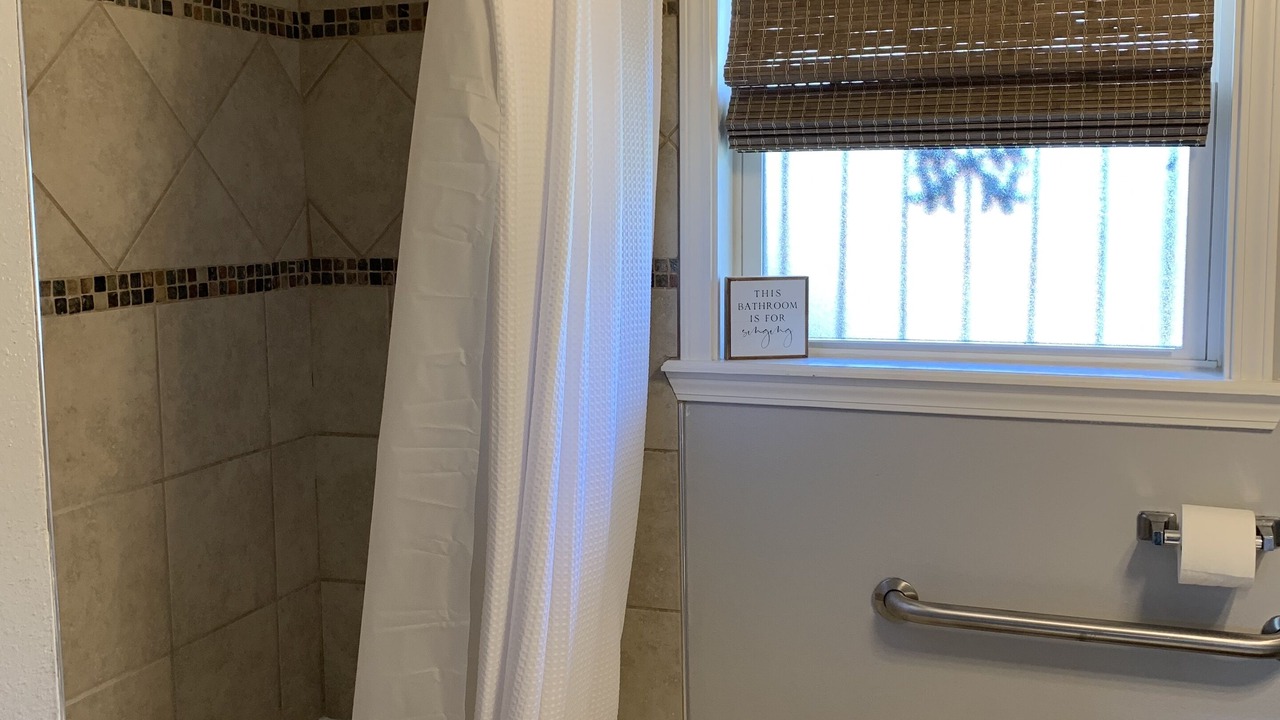 Photo of Bathroom in Pontchartrain Park