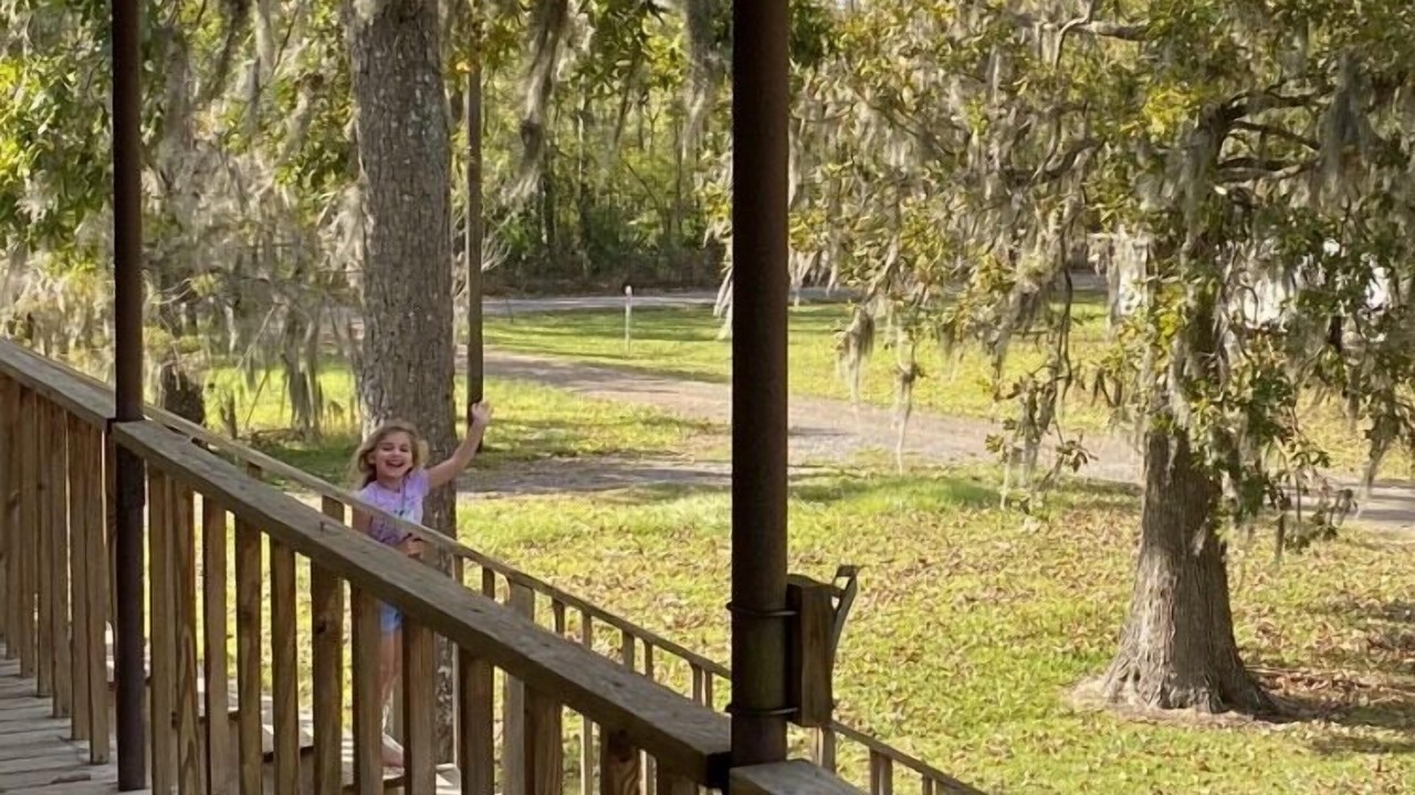Photo of Outdoor in Lottie