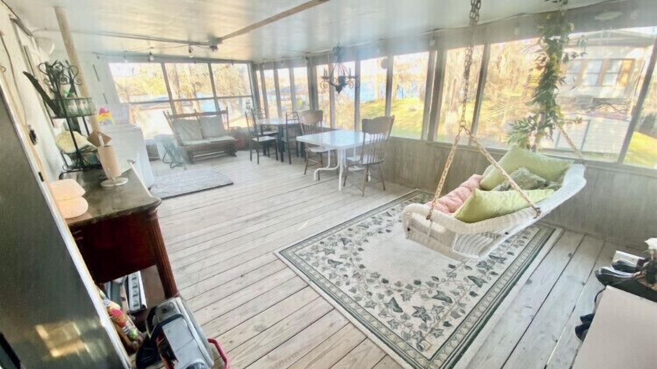 Photo of Livingroom in Lottie