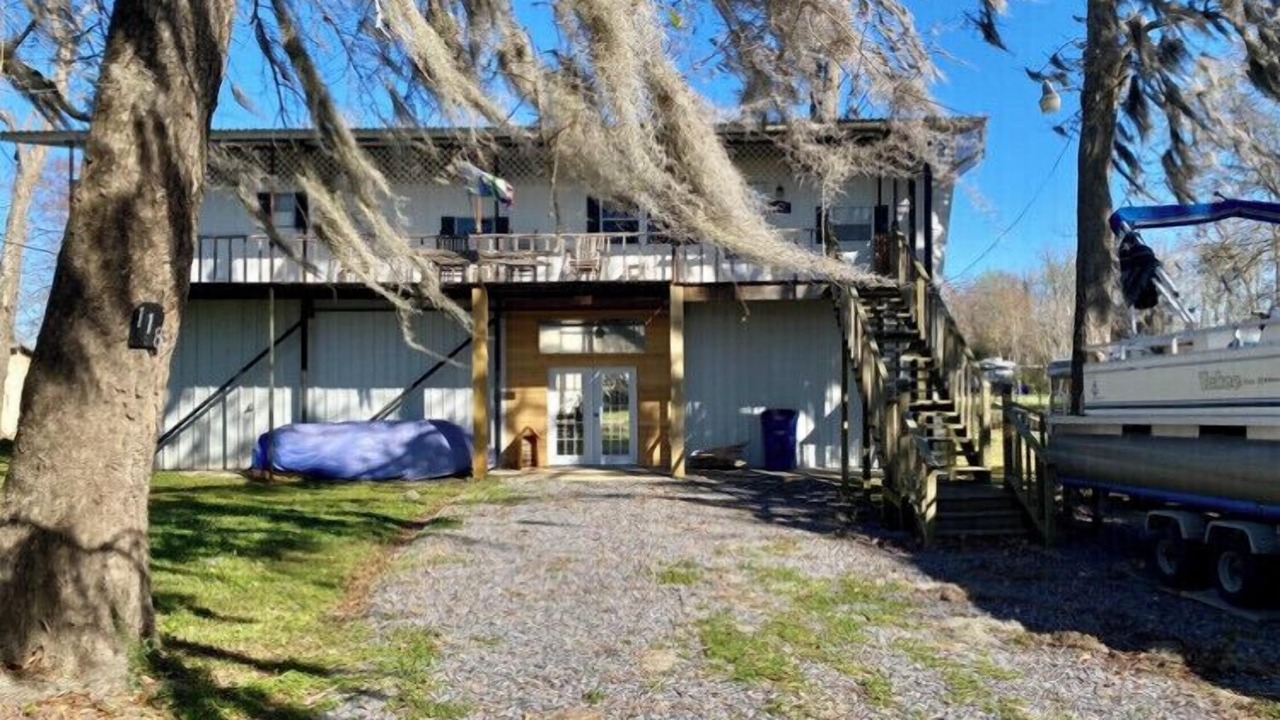 Photo of Outdoor in Lottie