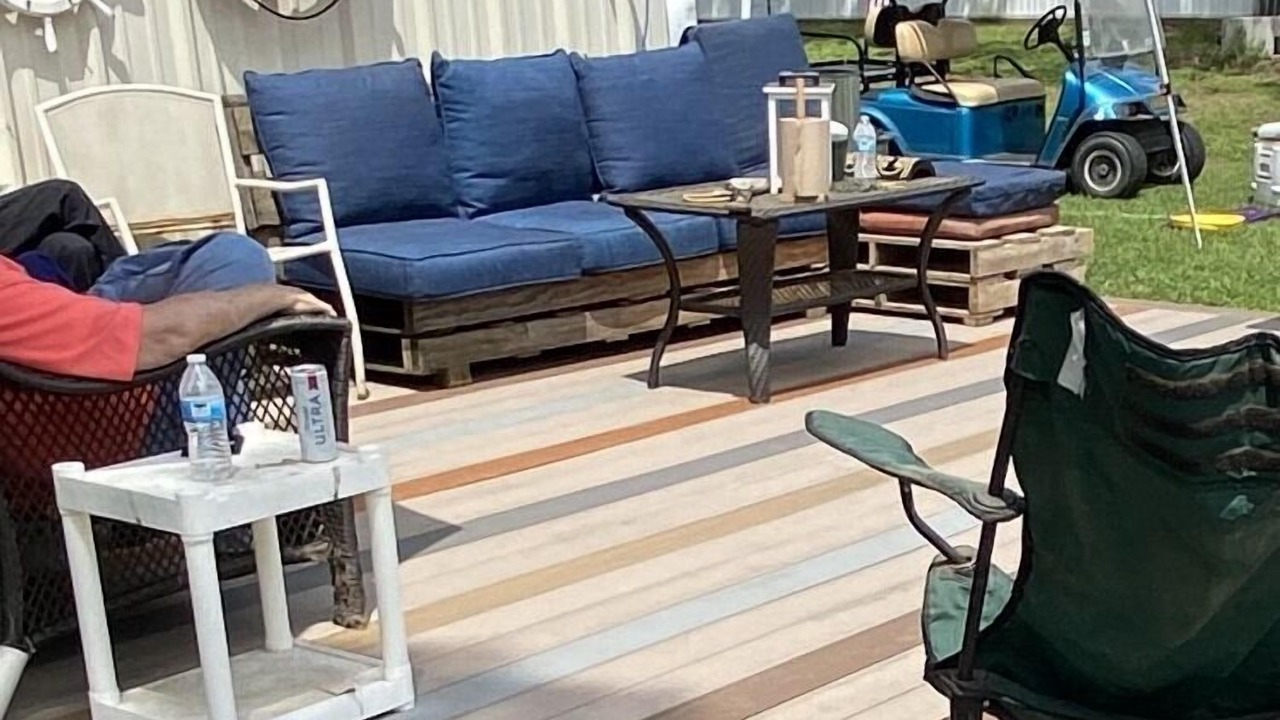 Photo of Outdoor in Lottie