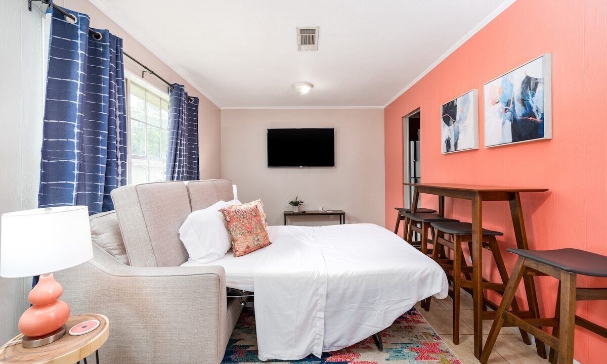 Photo of Bedroom in Pineville