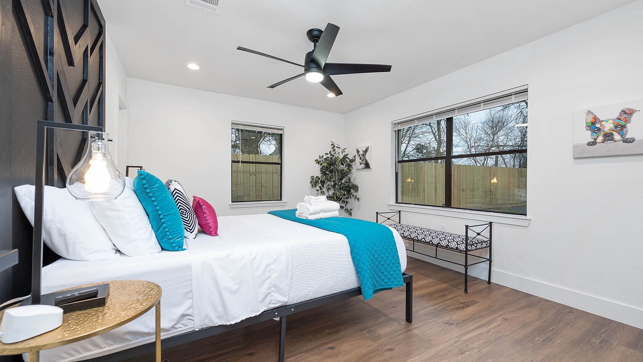 Photo of Bedroom in Hitchcock